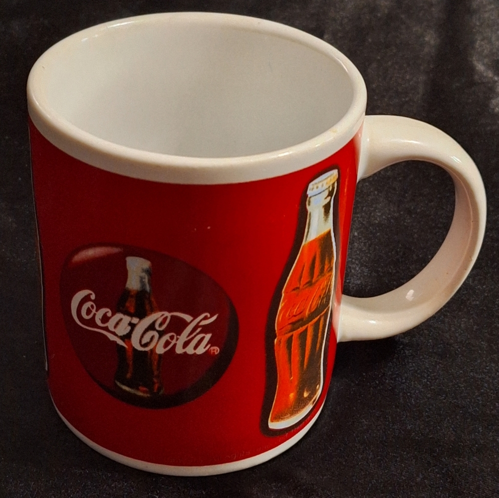 Vintage 1998 Gibson Coca-Cola Coffee Cup~Mug~Collectible~Bottle
